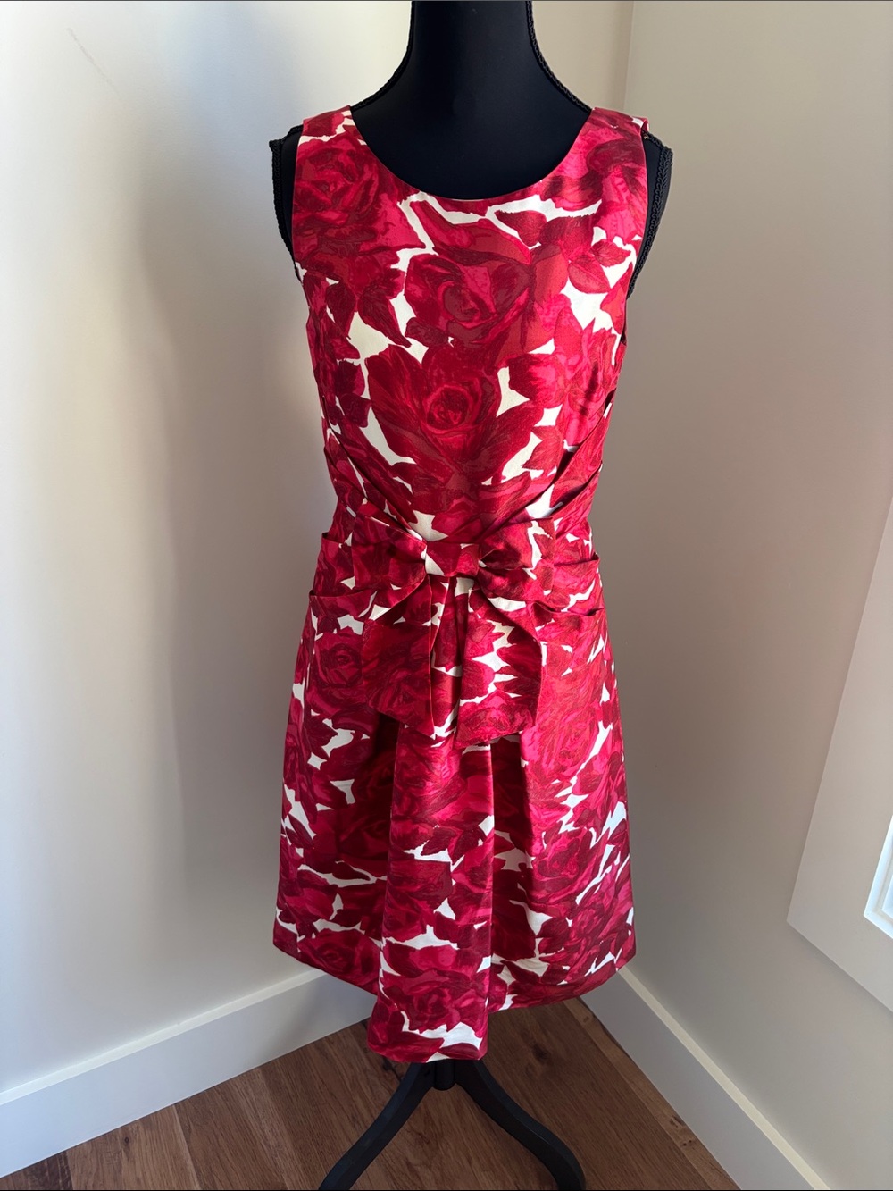 kate spade Red and White Floral Tie-Waist Midi Dress